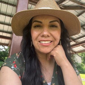 Meet your Posher, Karla